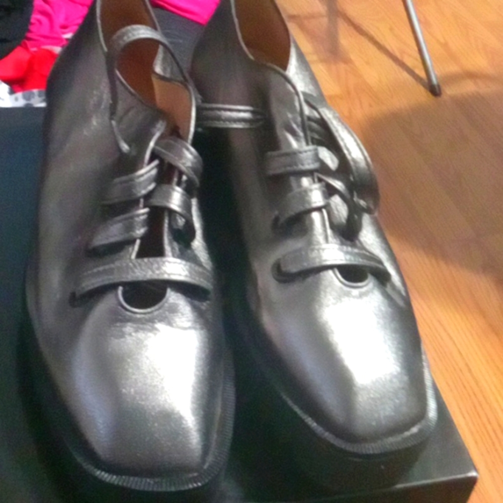 Brand new ombeline shoes